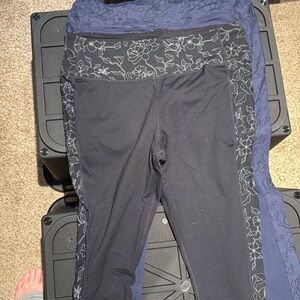 Sketchers Yoga pants- 2 pair. One black, one navy, both XXL, 3/4 length